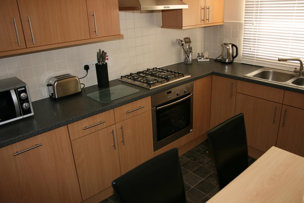 The Spires Serviced Apartments Aberdeen Bagian luar foto